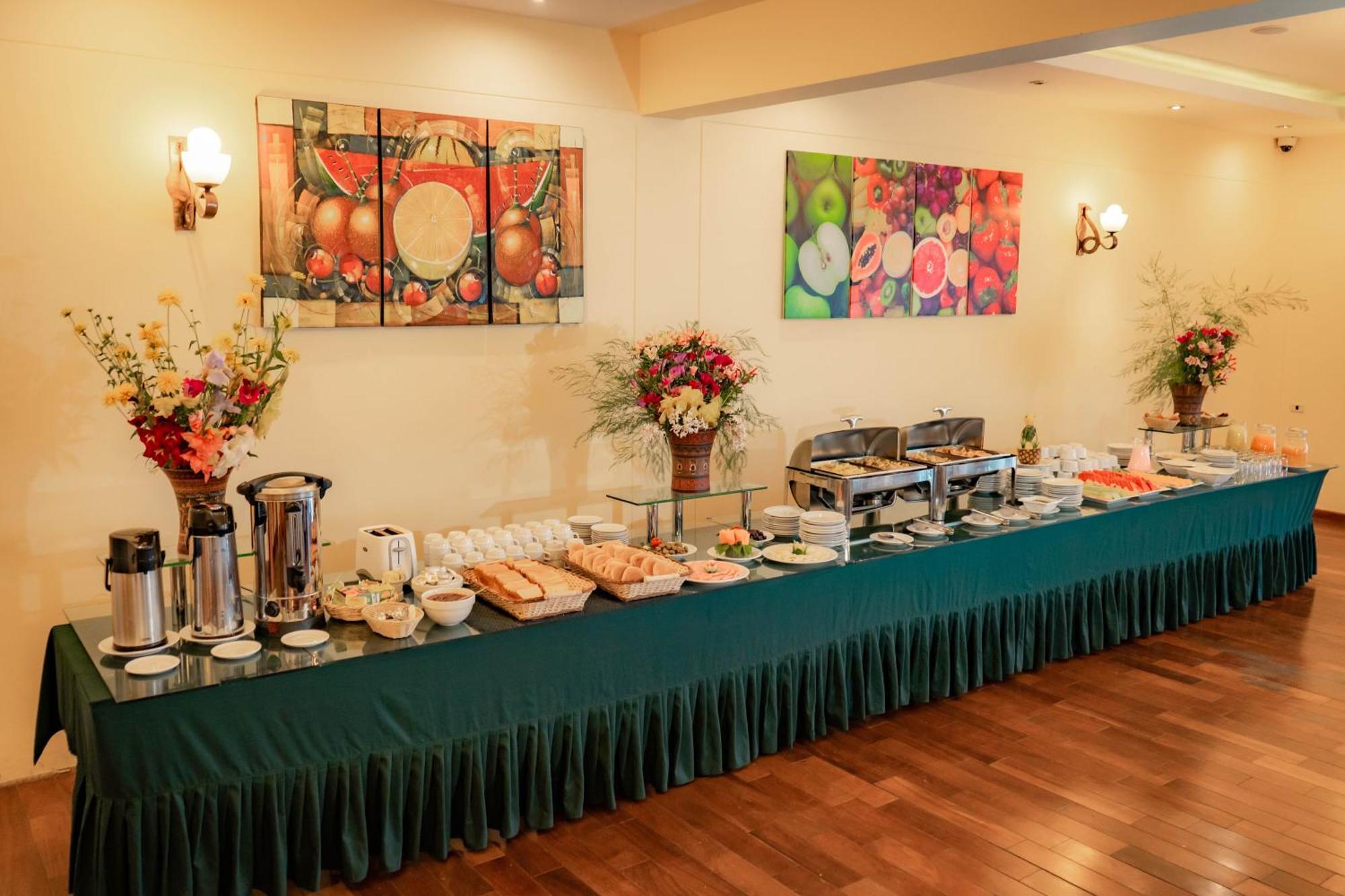 Hotel Agustos Urubamba Kültér fotó