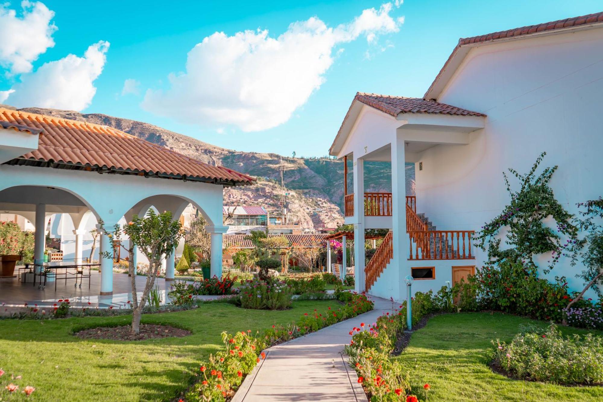 Hotel Agustos Urubamba Kültér fotó