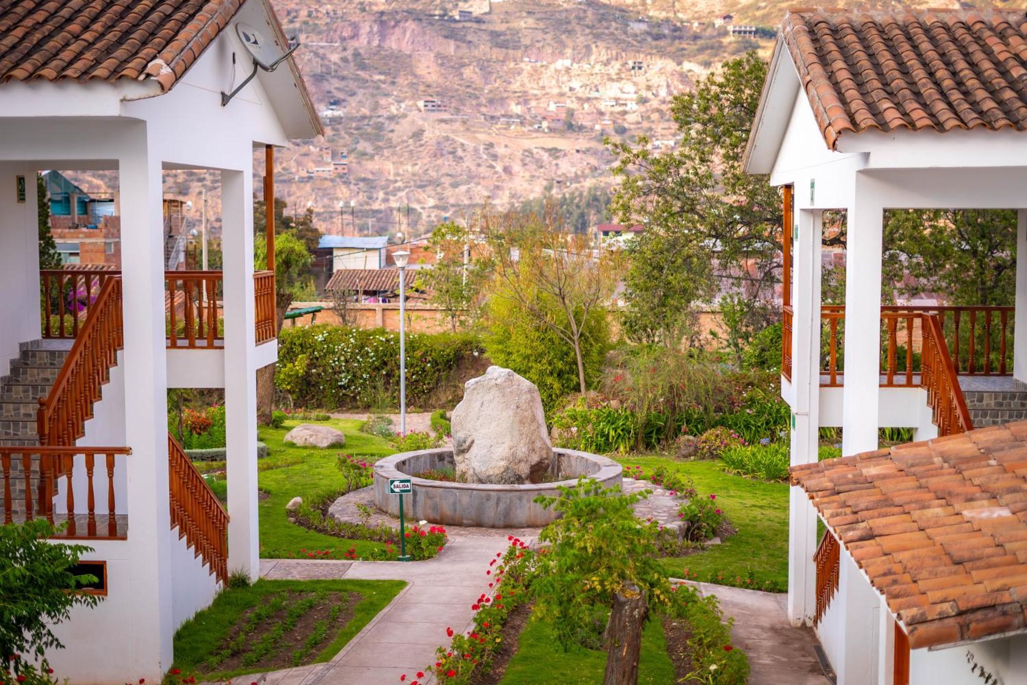 Hotel Agustos Urubamba Kültér fotó