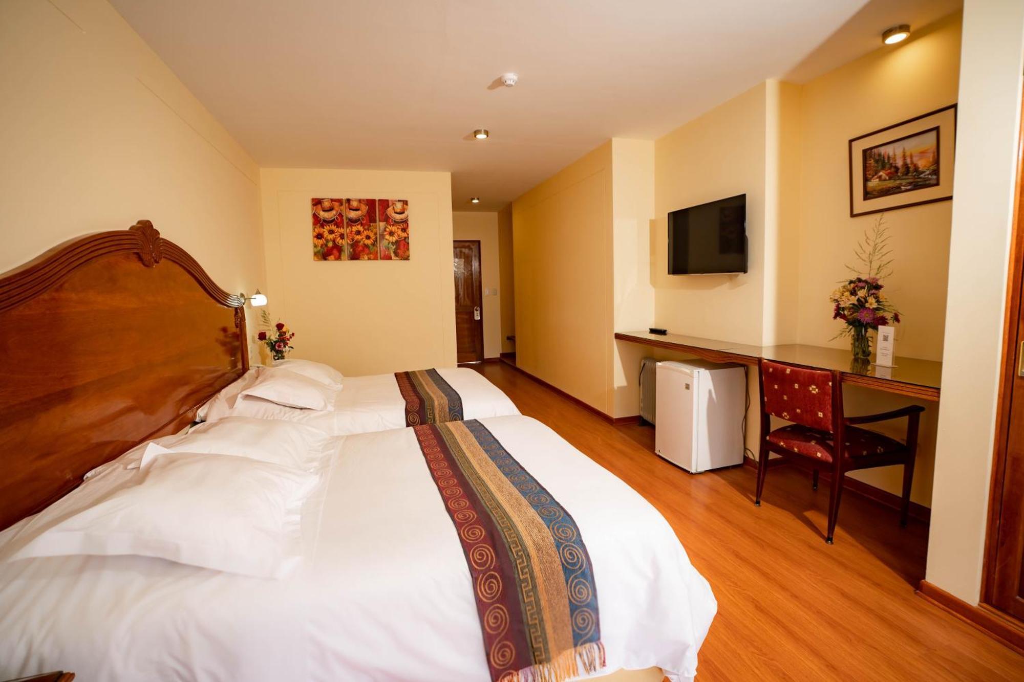 Hotel Agustos Urubamba Kültér fotó